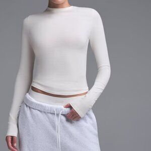 SKIMS - COTTON LONG SLEEVE T-SHIRT
